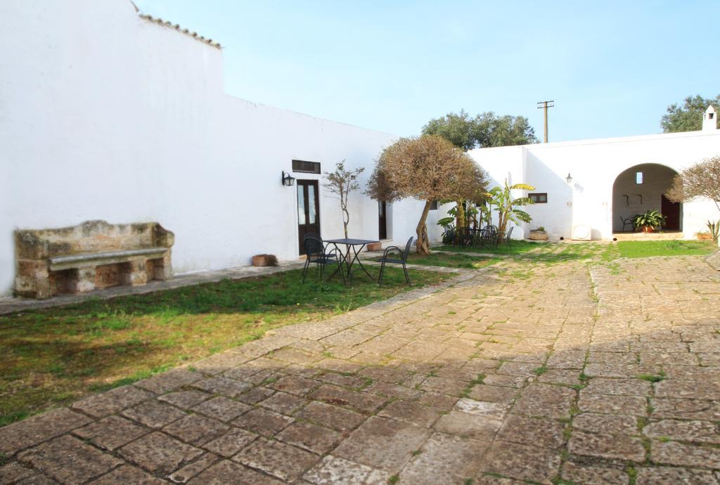 Masseria Brancati Hotel ออสตูนี ภายนอก รูปภาพ
