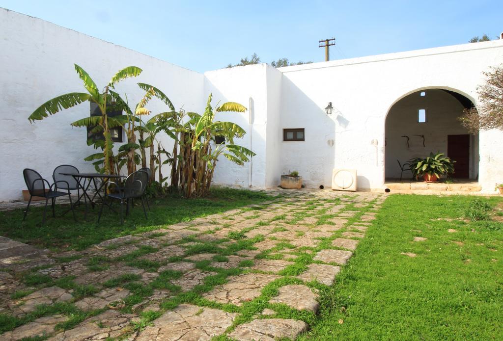 Masseria Brancati Hotel ออสตูนี ภายนอก รูปภาพ